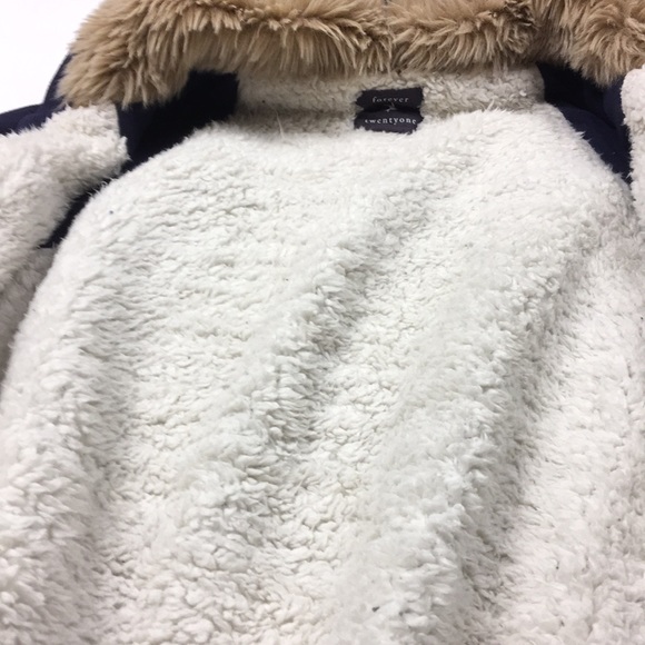 Jacket - Picture 4 of 6